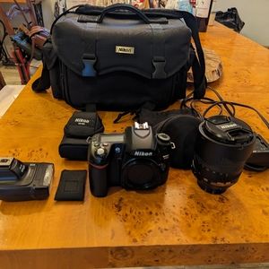 Nikon D80, 18-105 lens, and accessories